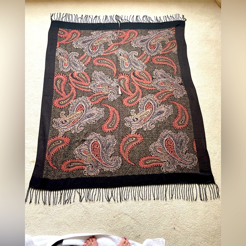 NWT Soft surroundings, versatile poncho, scarf.